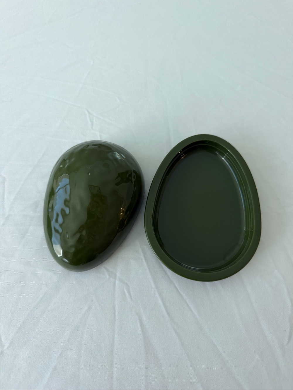 Joie Olive Green Avocado Storage Container